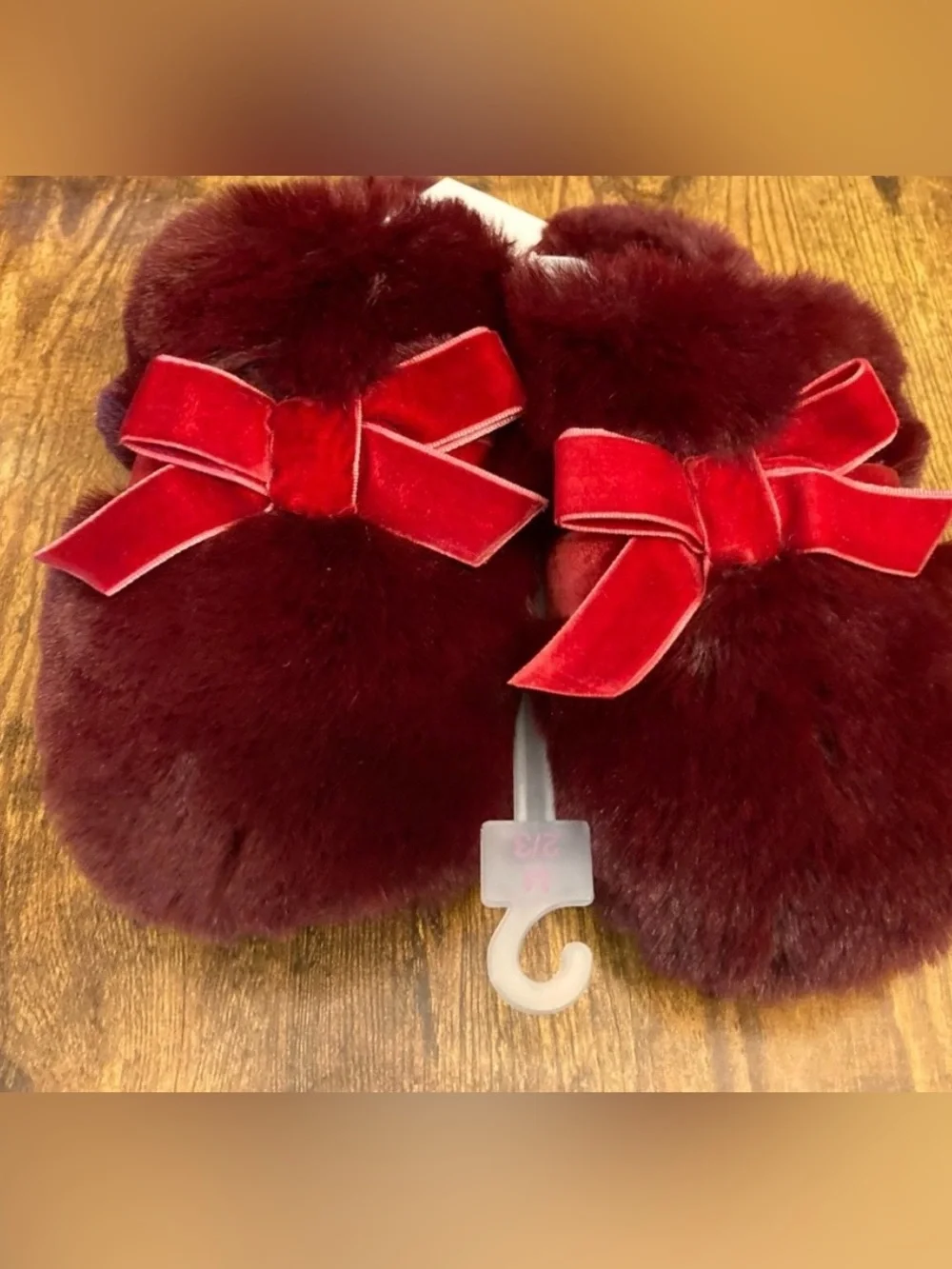 Kids' Scuff Slippers - Cat & Jack™ Red Girls  Medium Size 2/3  New